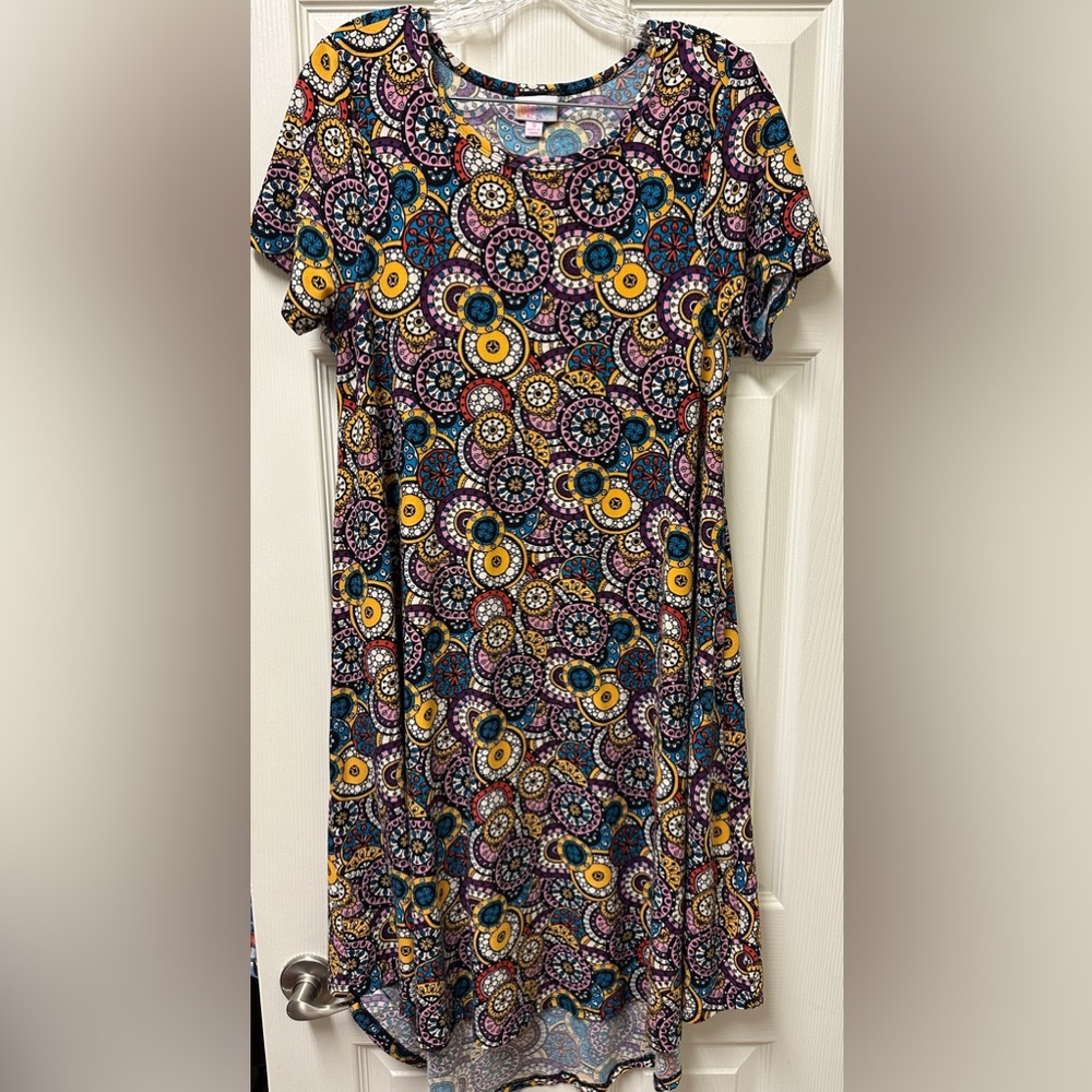 LuLaRoe Size S ‘Carly’ dress